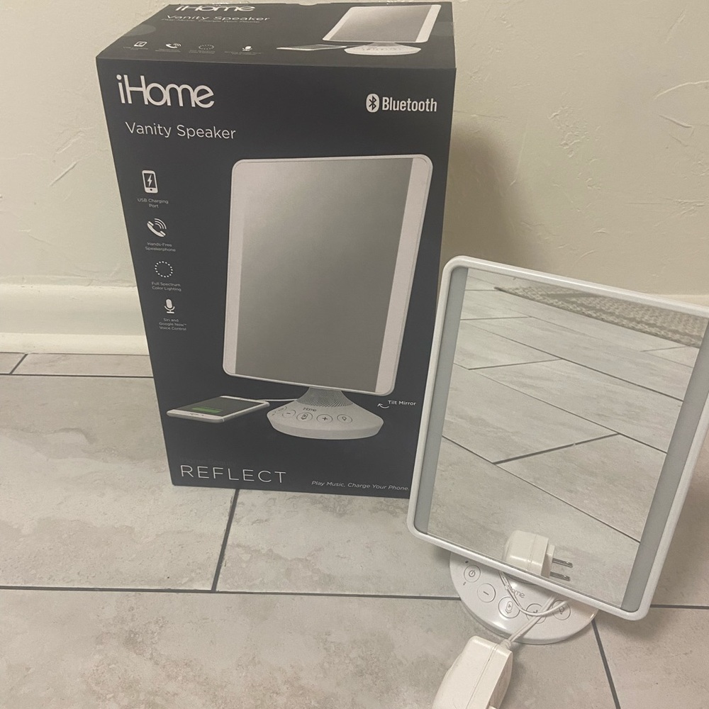 iHome vanity speaker mirror with Bluetooth
